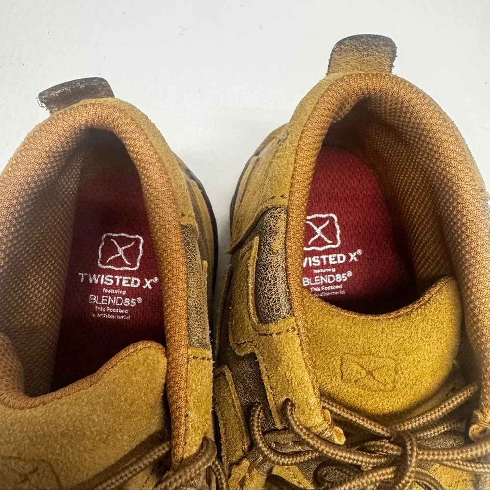 Twisted X child Brown and Tan Chukka Boots size 5M NWT